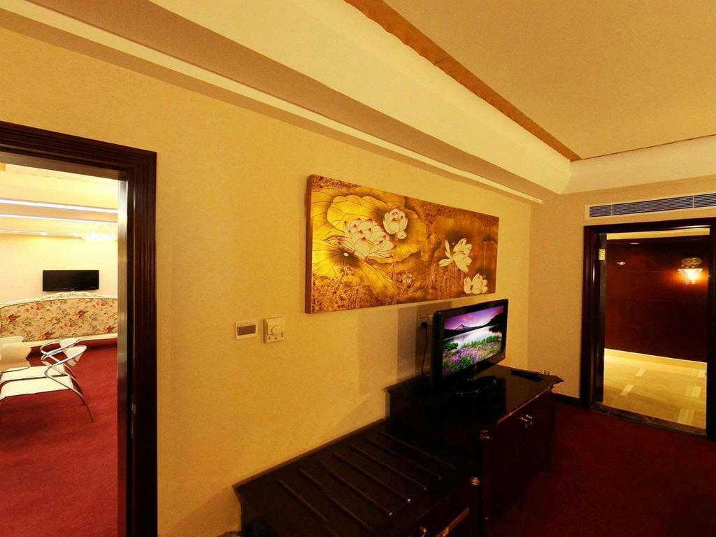 Dalian Lee Wan Hotel Екстериор снимка