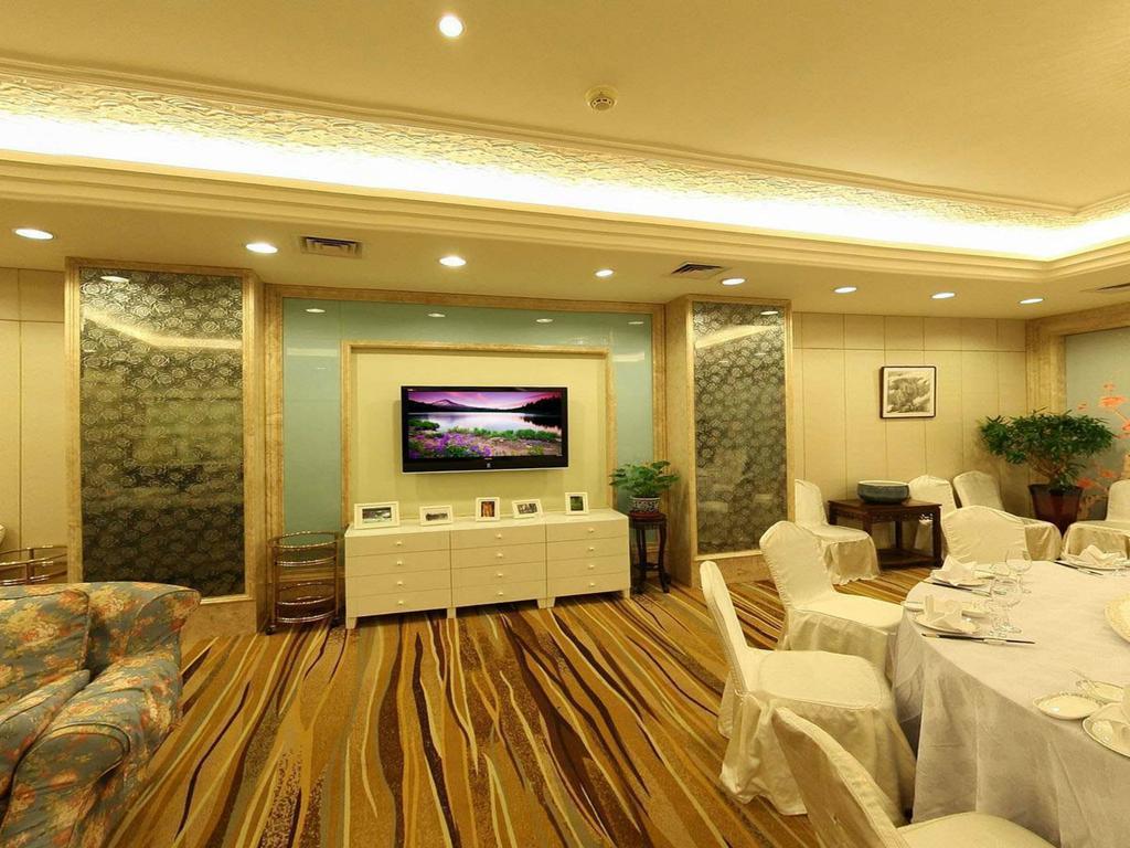 Dalian Lee Wan Hotel Екстериор снимка