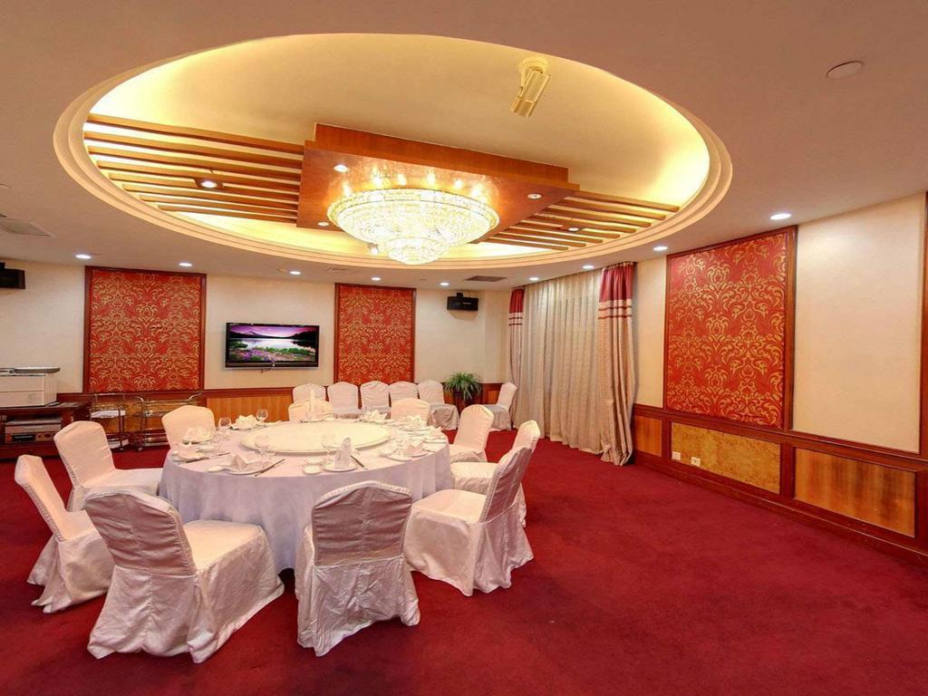 Dalian Lee Wan Hotel Екстериор снимка